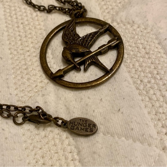 Hunger Games Mockingjay Pin Necklace - Picture 3 of 5